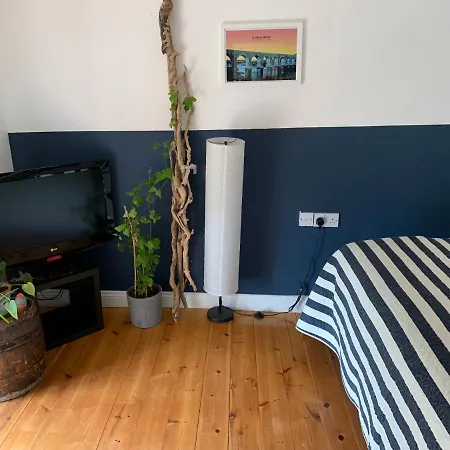 Bed & Breakfast Heir Island House