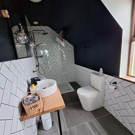 Bed and Breakfast Heir Island House