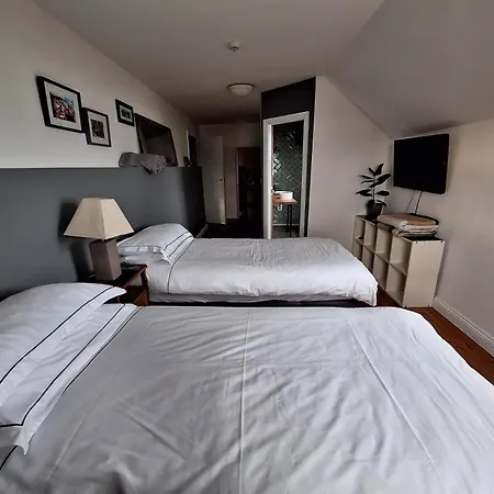 Heir Island House 3*