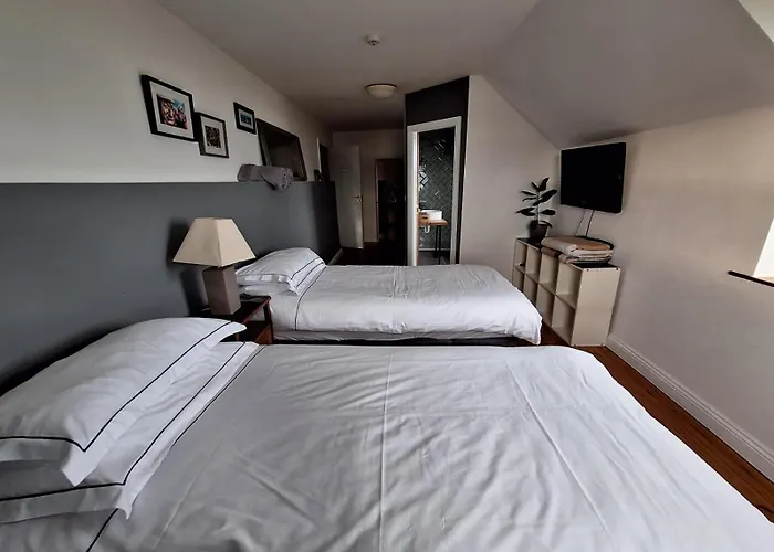 Heir Island House 3*